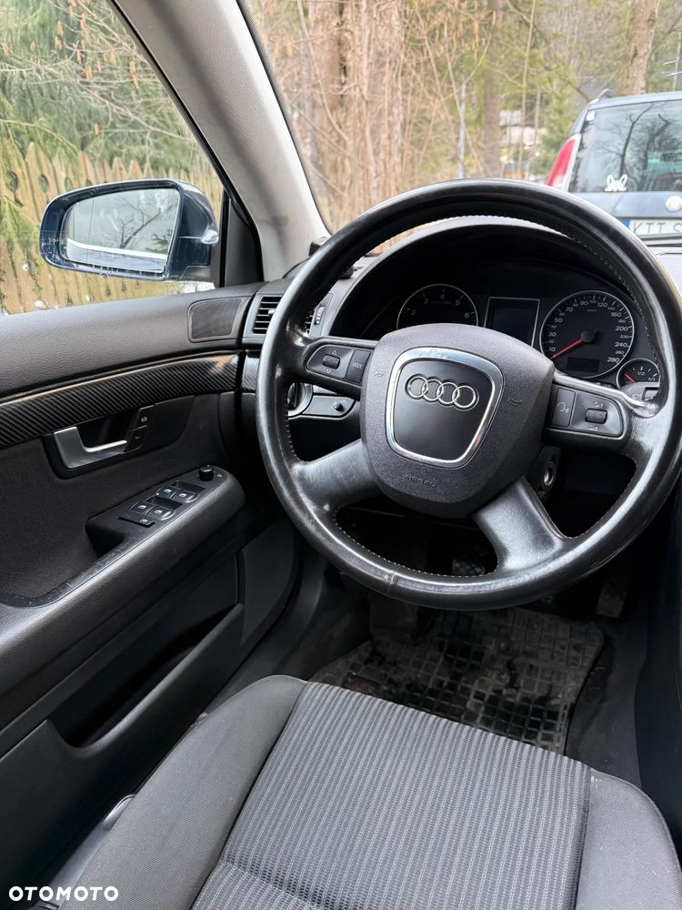 Audi A4 Limousine 2.0T FSI - 12