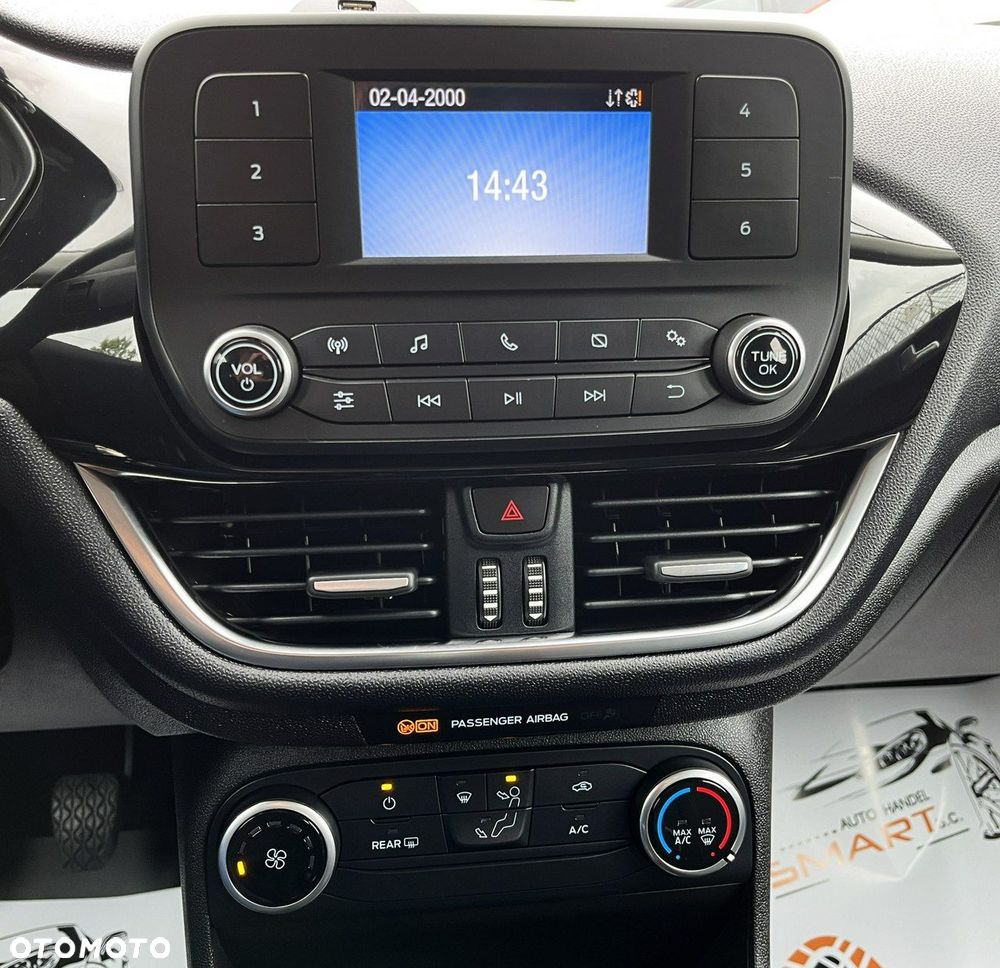Ford Fiesta - 23
