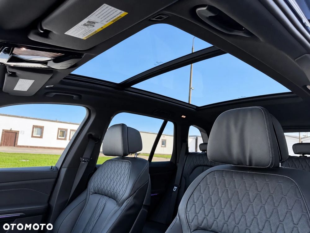 BMW X5 M50i - 29