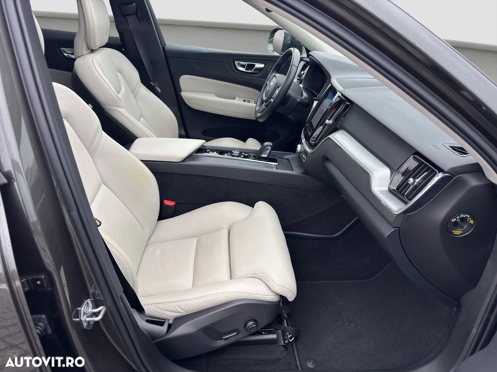 Volvo XC 60 T8 Twin Engine AWD Inscription - 14