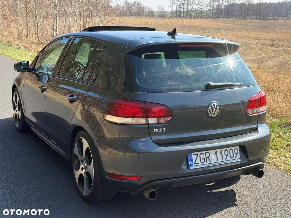 Volkswagen Golf 2.0 TSI GTI DSG - 5