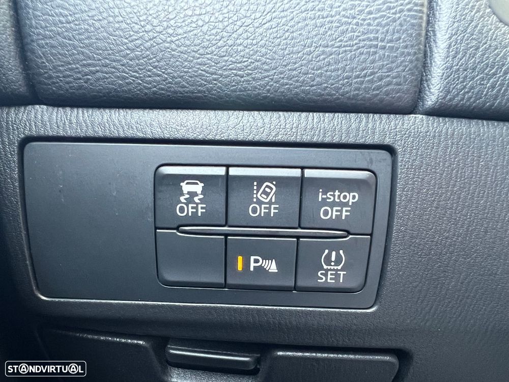 Mazda 6 M6 2.2 SKY-D Excellence Navi - 40