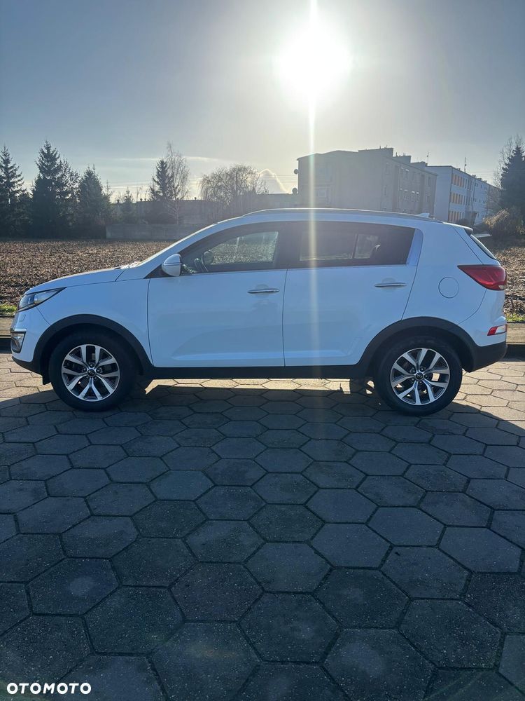 Kia Sportage 1.7 CRDI 2WD ISG Dream-Team Edition - 25