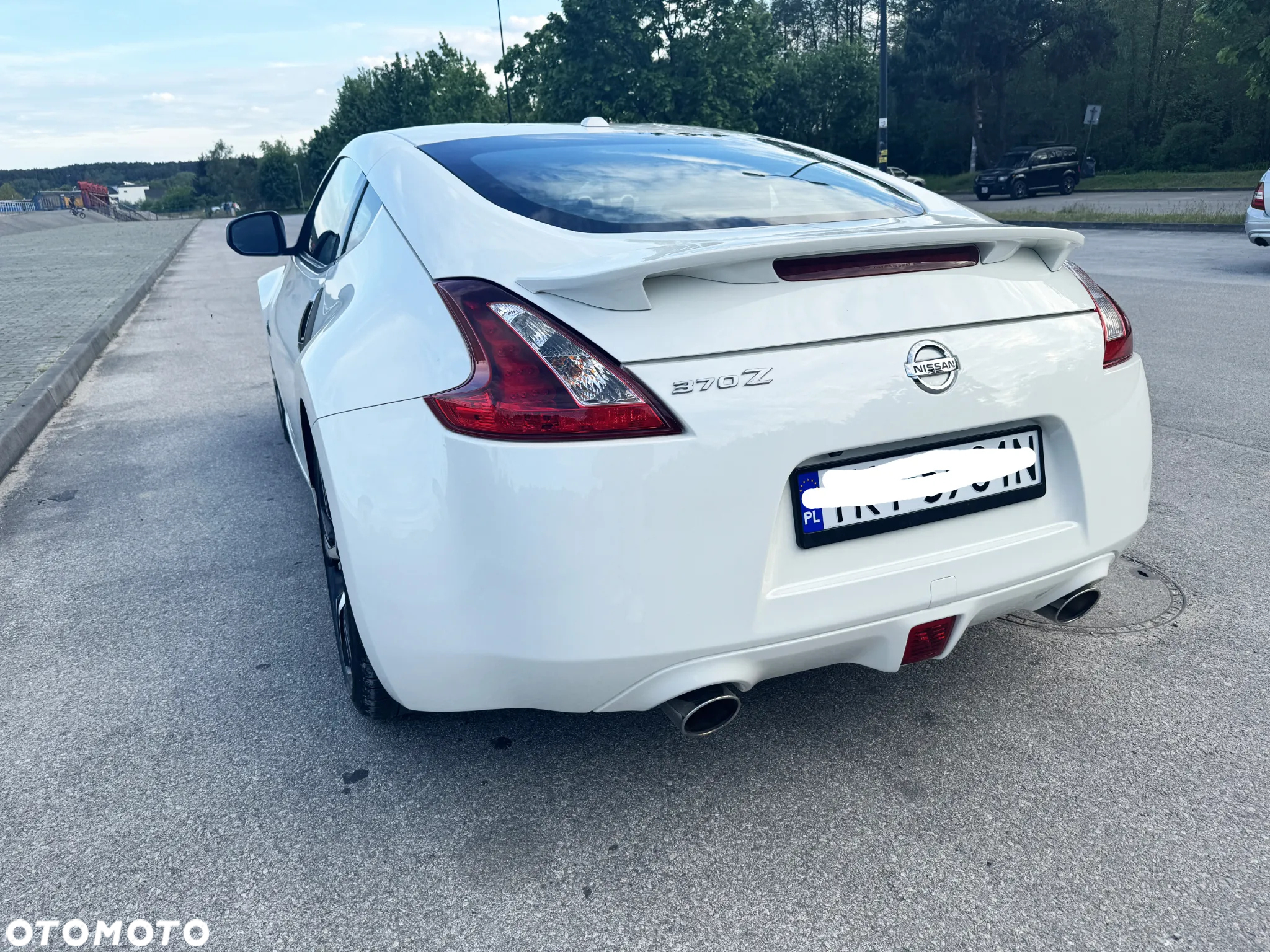Nissan 370 Z - 16