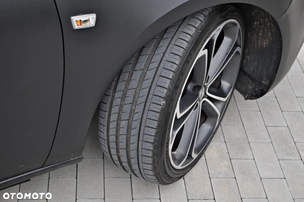 Opel Astra ver-iv-gtc-2-0-cdti-bi--turbo-s-s - 19