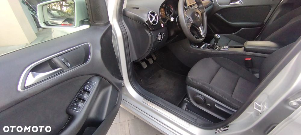 Mercedes-Benz Klasa B 180 CDI (BlueEFFICIENCY) - 7