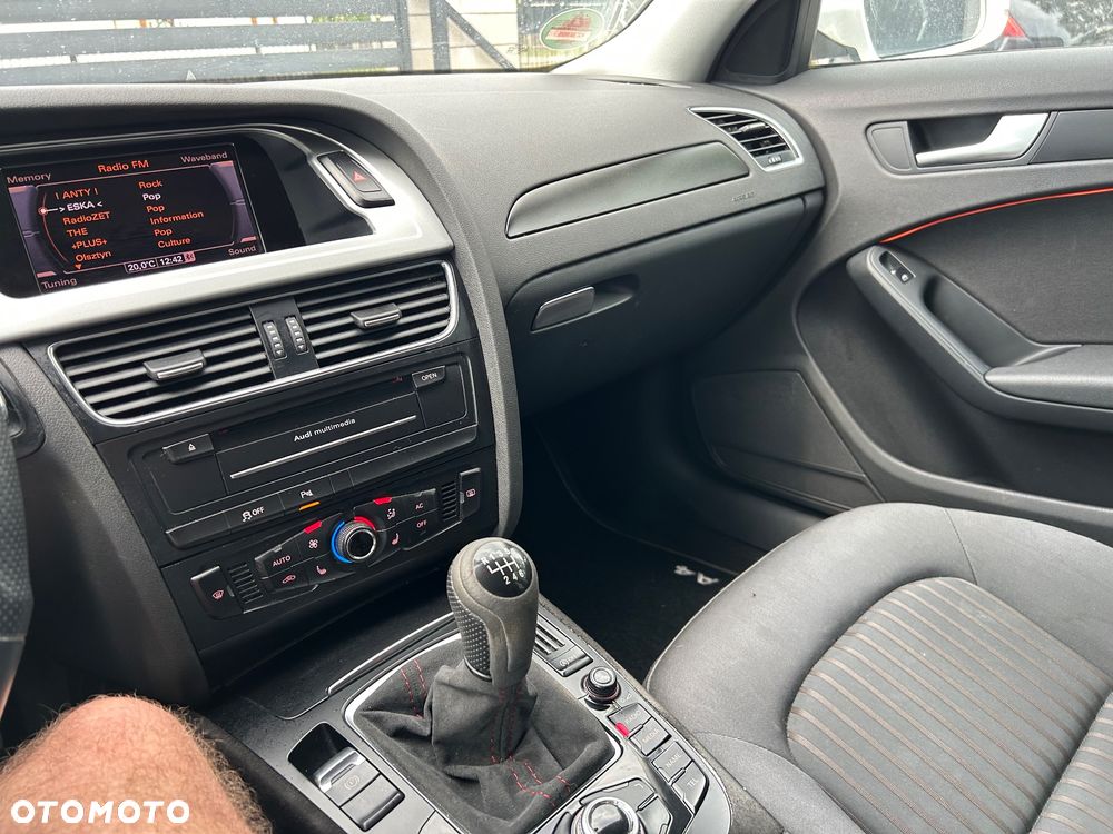 Audi A4 Avant 2.0 TDI DPF Ambition - 29