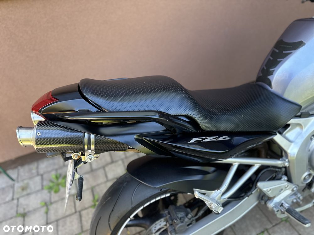 Yamaha FZ6 - 7