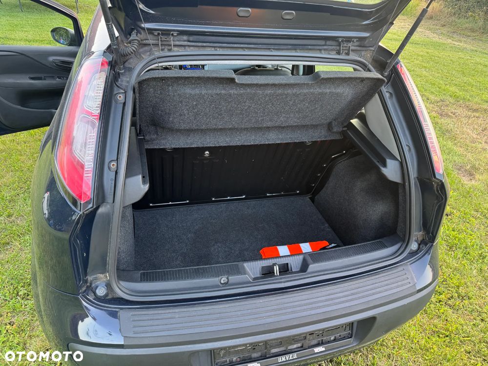 Fiat Punto 1.4 Easy S&S - 9