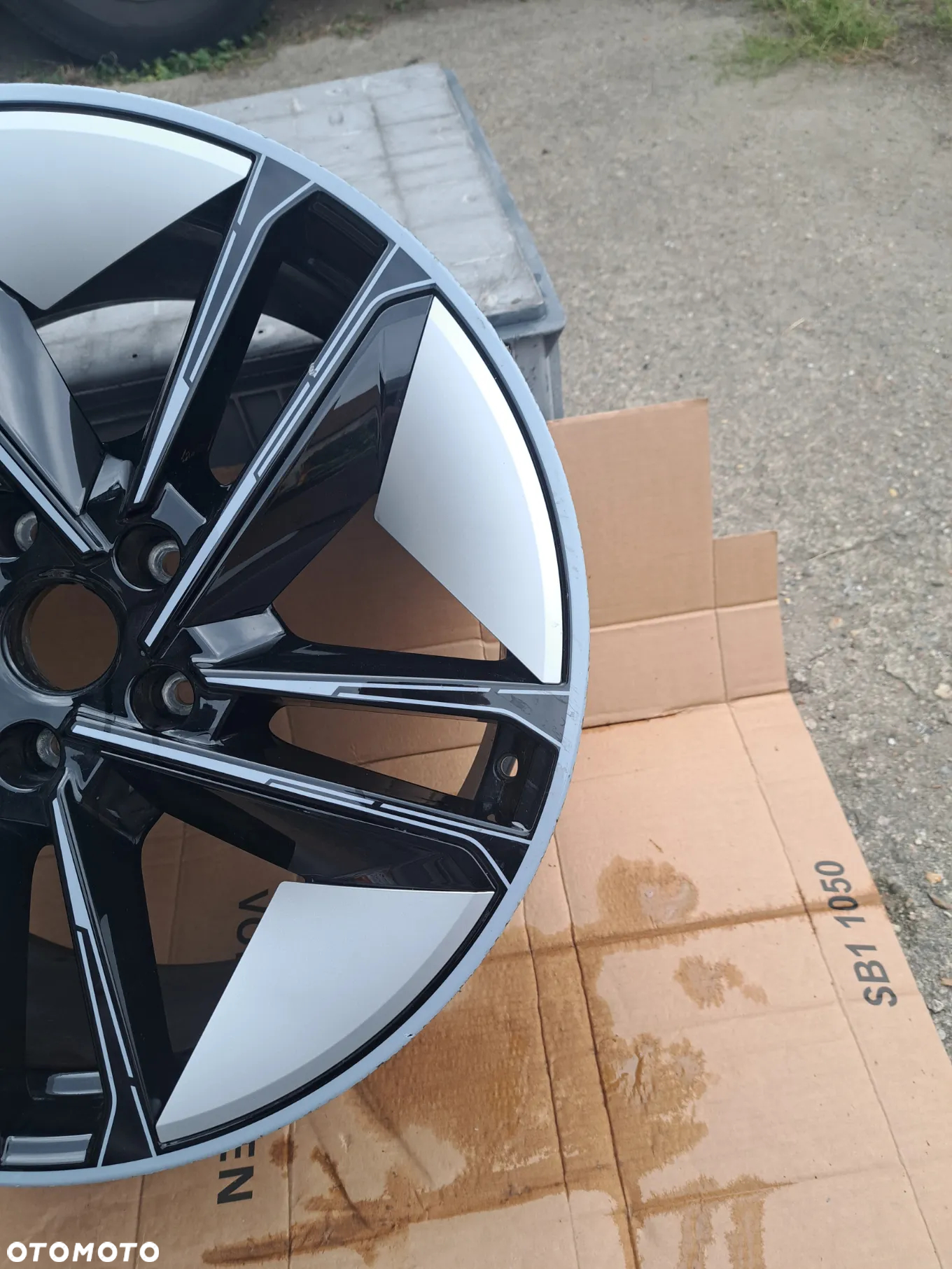 Felga Aluminiowa Audi E-Tron GT RS 21 Cali 4J3601025L E 9.5Jx21H2-N ET 60 - 11
