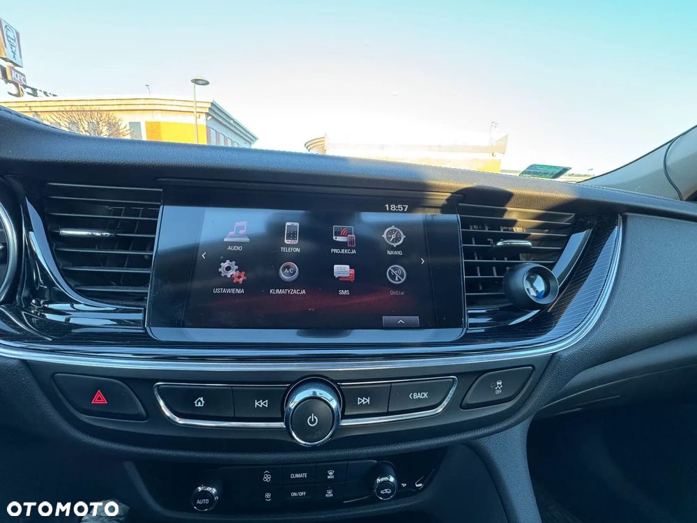 Opel Insignia 1.5 T Enjoy S&S - 22