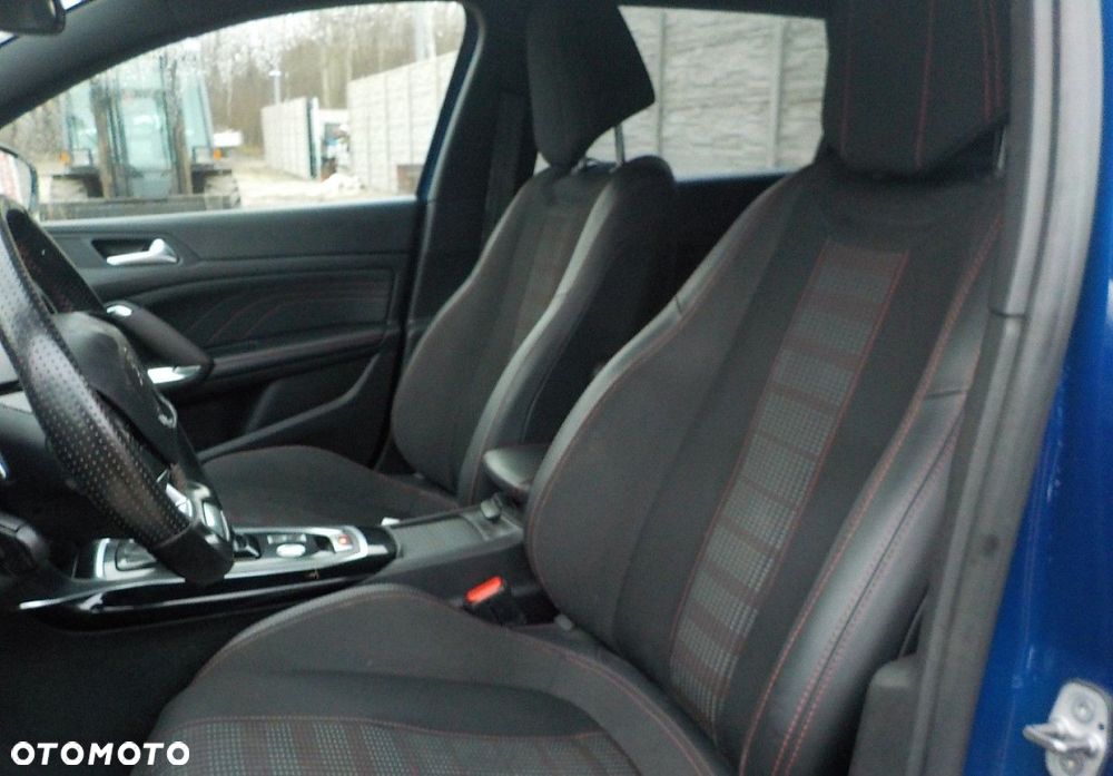 Peugeot 308 - 23