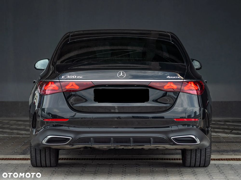 Mercedes-Benz Klasa E 300de 4Matic 9G-TRONIC AMG Line NIGHT Edition - 7