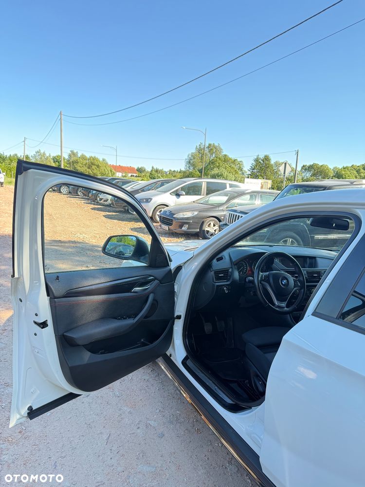 BMW X1 sDrive18i xLine - 19