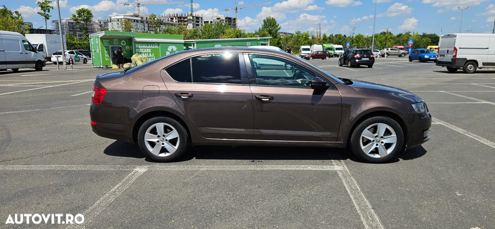 Skoda Octavia 1.8 TSI DSG Style - 7