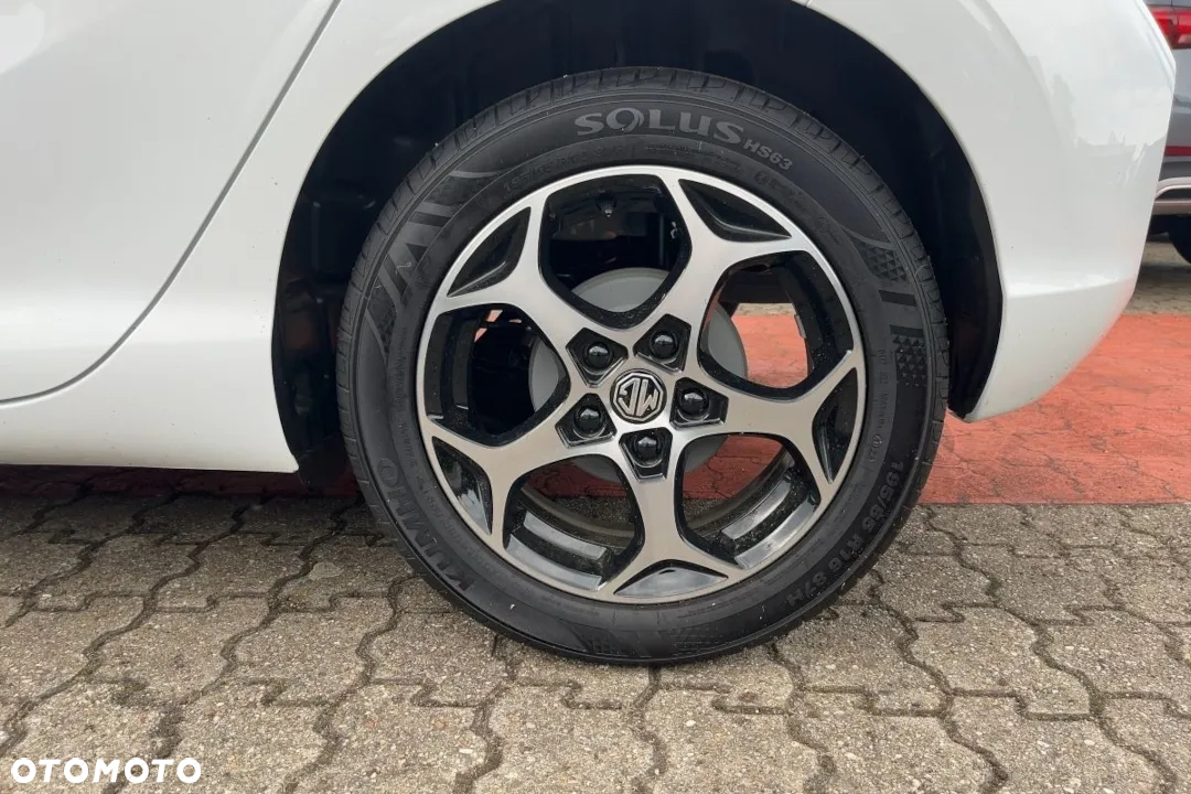 MG MG3 1.5 Excite - 15