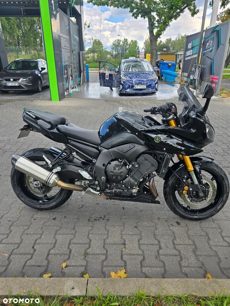 Yamaha FZ8 - 4