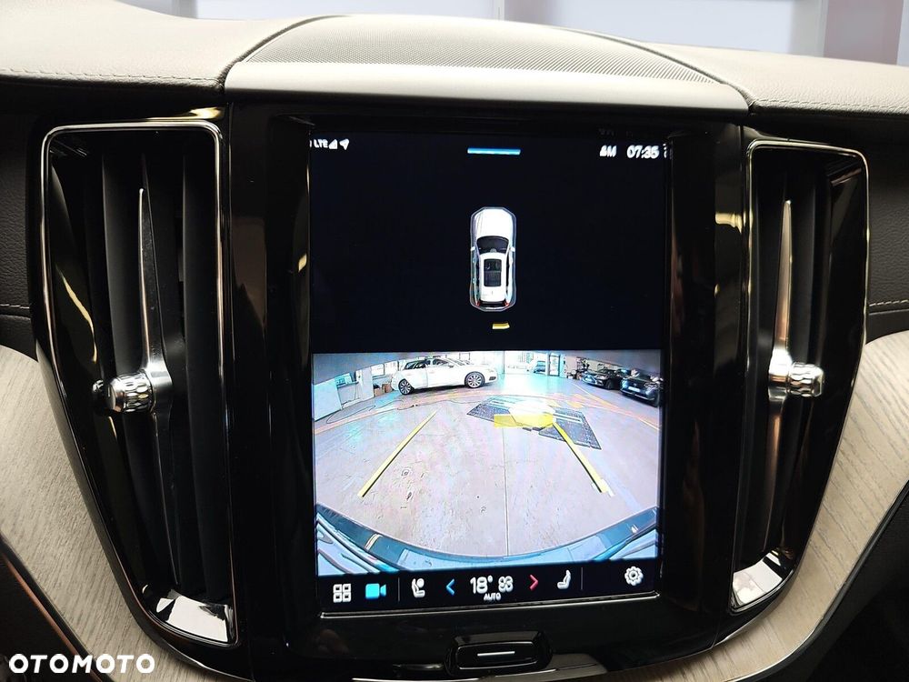 Volvo XC 60 B5 B AWD Inscription - 17