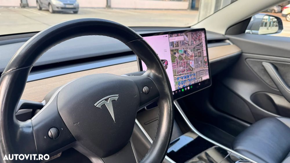 Tesla Model 3 AWD Dual Motor - 34