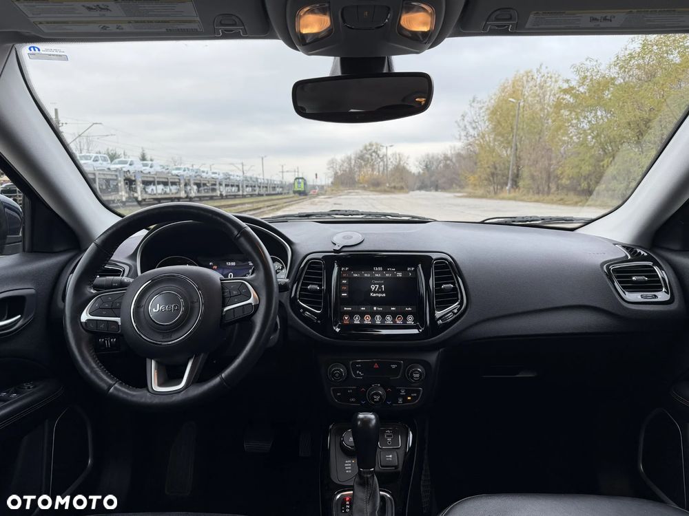 Jeep Compass - 16