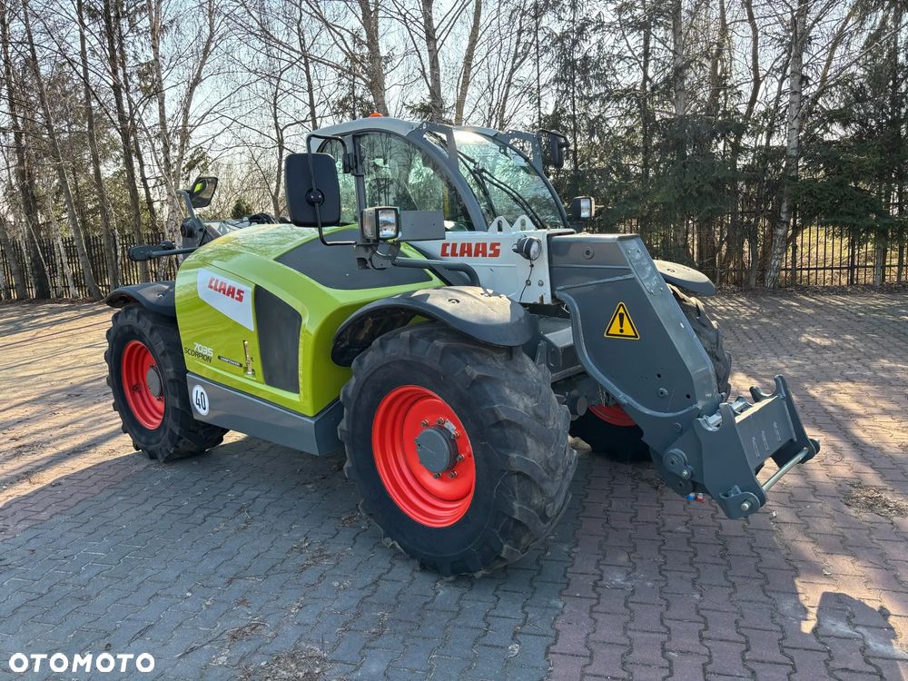 Claas Scorpion 7035 Varipower - 2