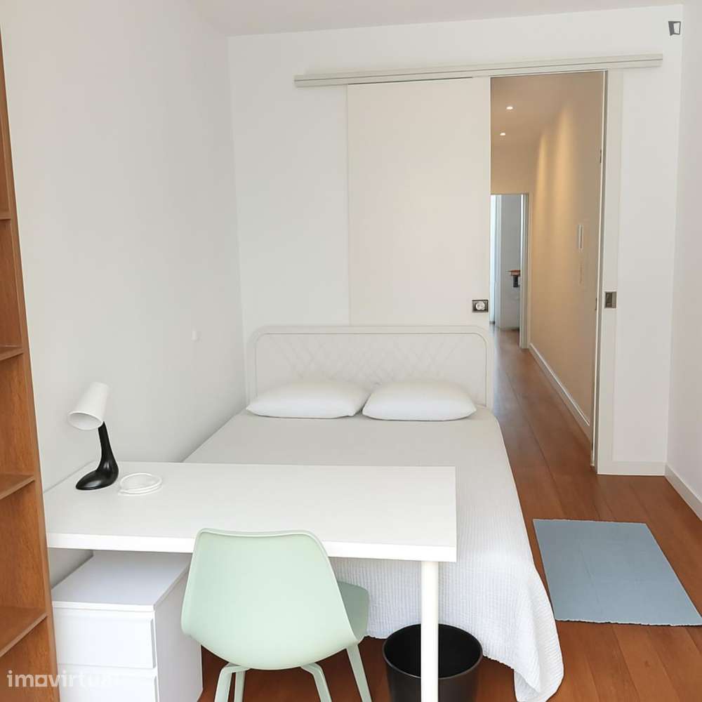 Quarto - localizado em Arroios Lisbon - Grande imagem: 3/13