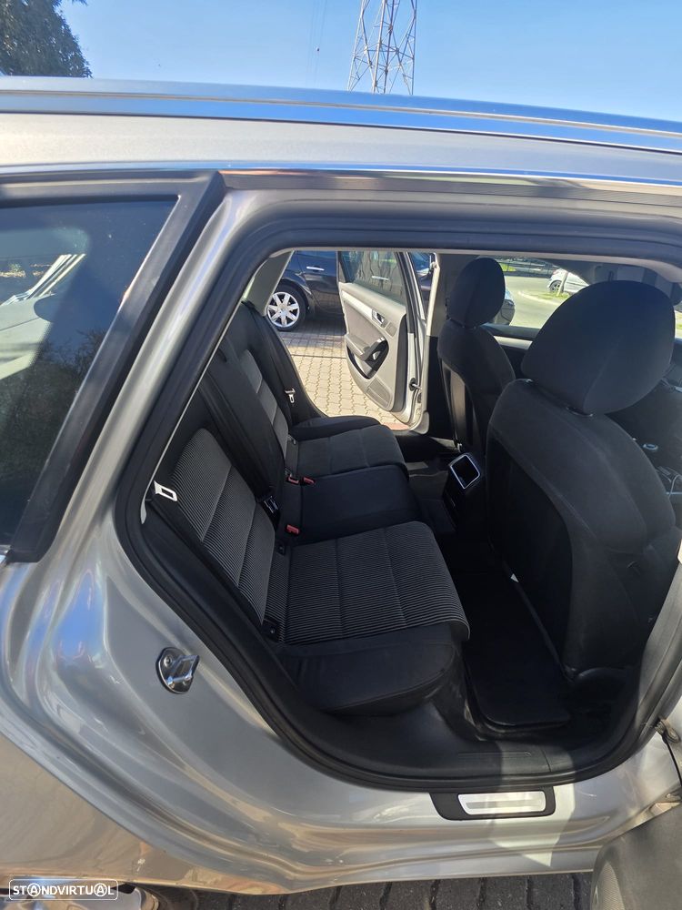Audi A4 Avant 2.0 TDi S-line - 13