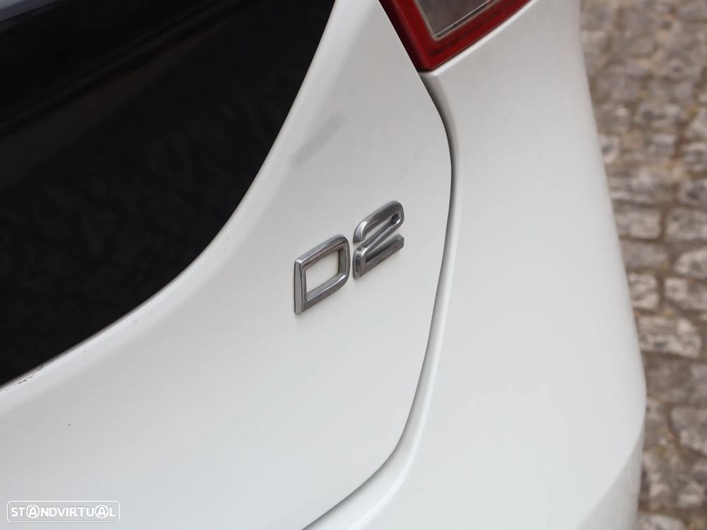 Volvo V40 D2 Kinetic - 9