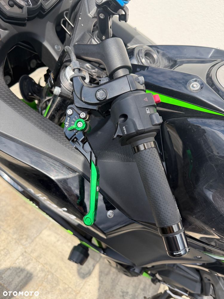 Kawasaki Ninja - 8