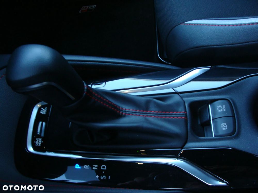 Toyota Corolla 2.0 GR Sport - 25