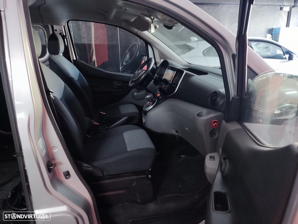 Nissan e-NV200 Evalia (c/ Bateria) Tekna - 22