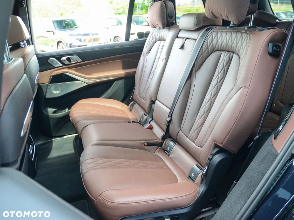 BMW X7 M60i xDrive mHEV sport - 37