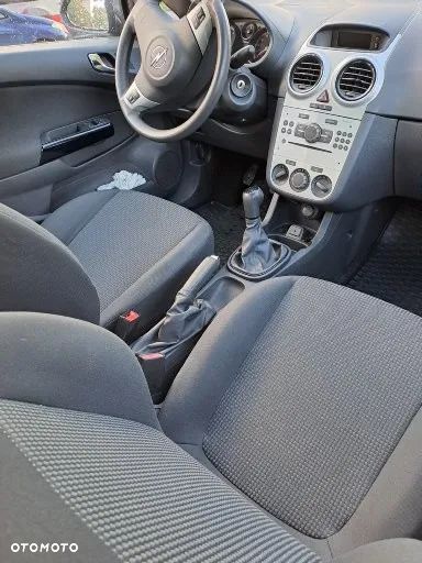 Opel Corsa 1.2 16V Cosmo - 6