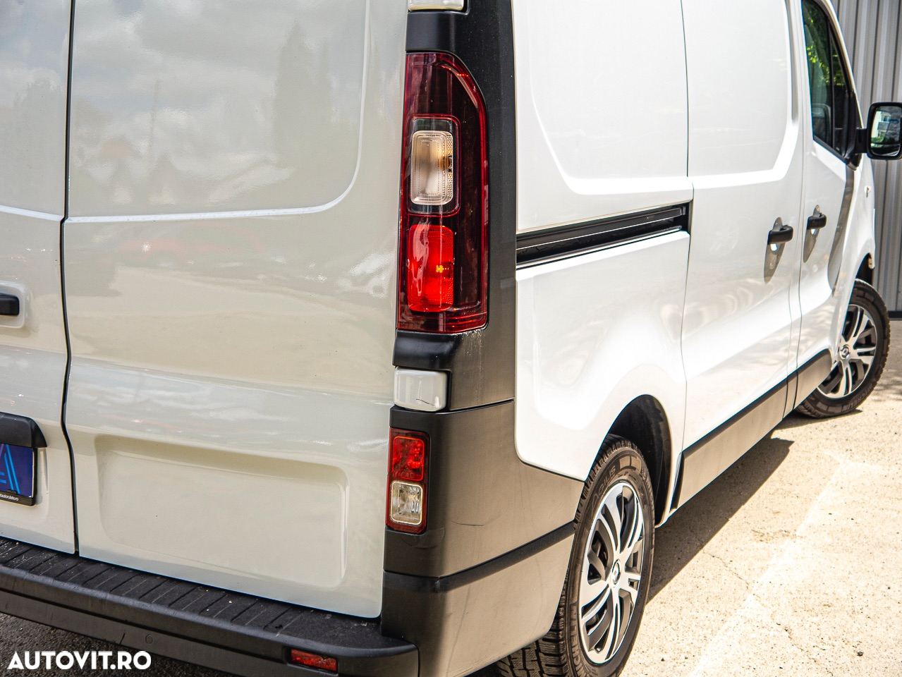 Renault Trafic - 26