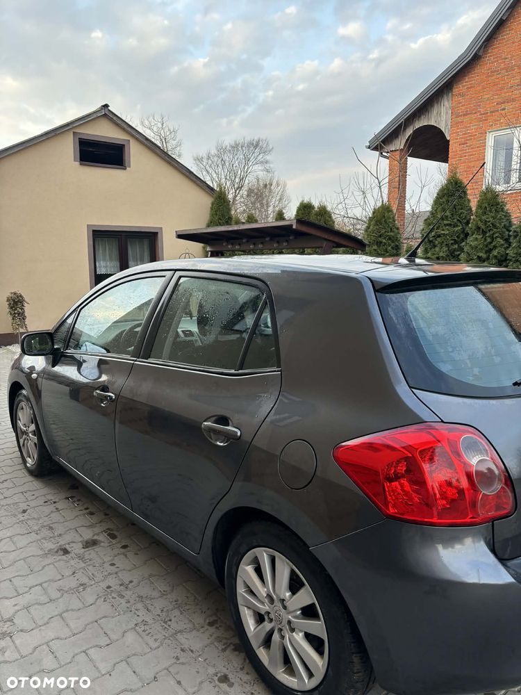 Toyota Auris 2.0 D-4D - 4