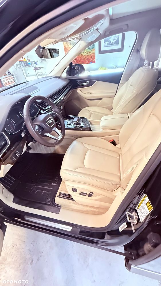 Audi Q7 - 14