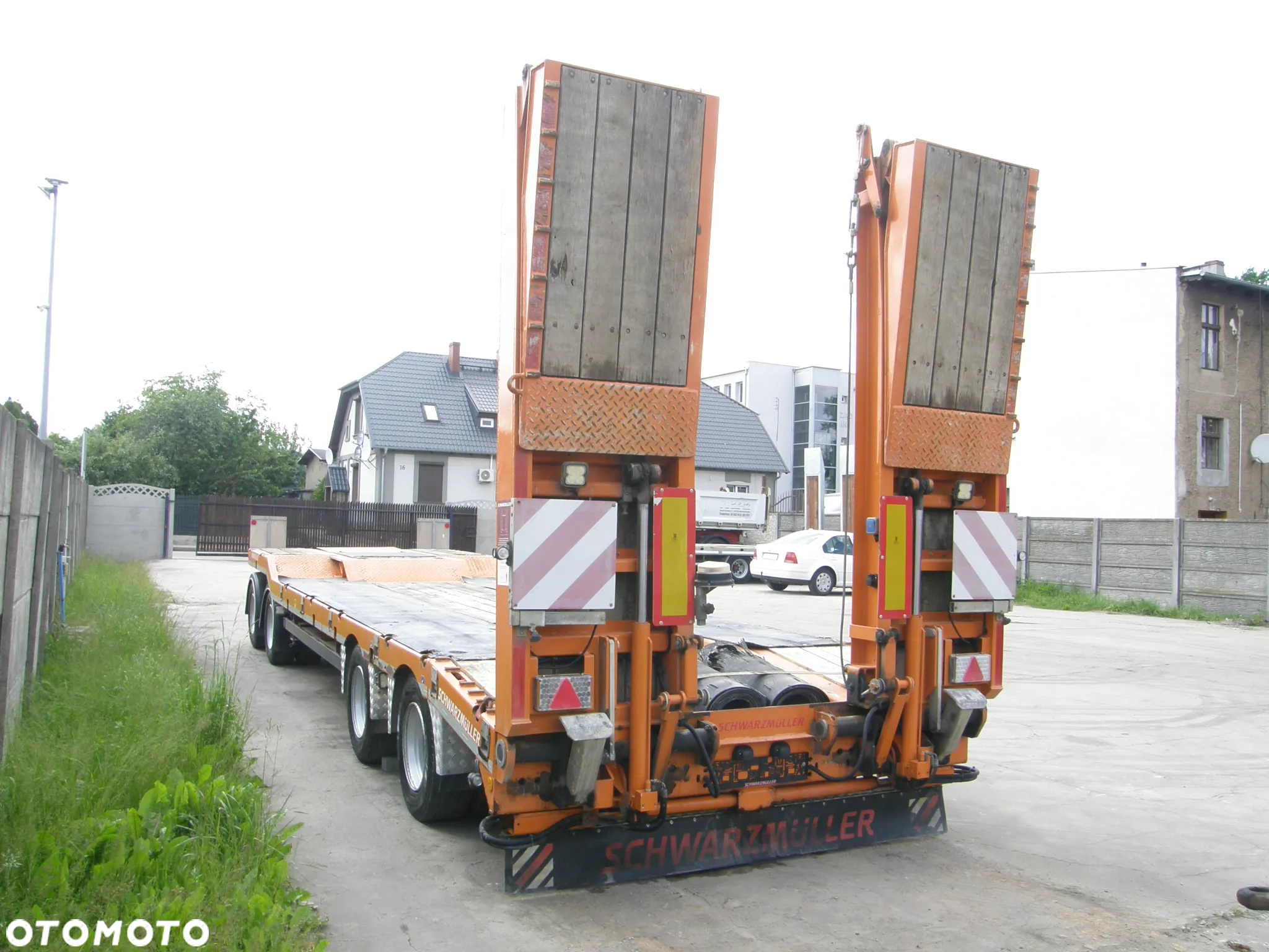 Schwarzmuller T4 2015 4 osiowa przyczepa niskopodwoziowa z Niemiec - 6