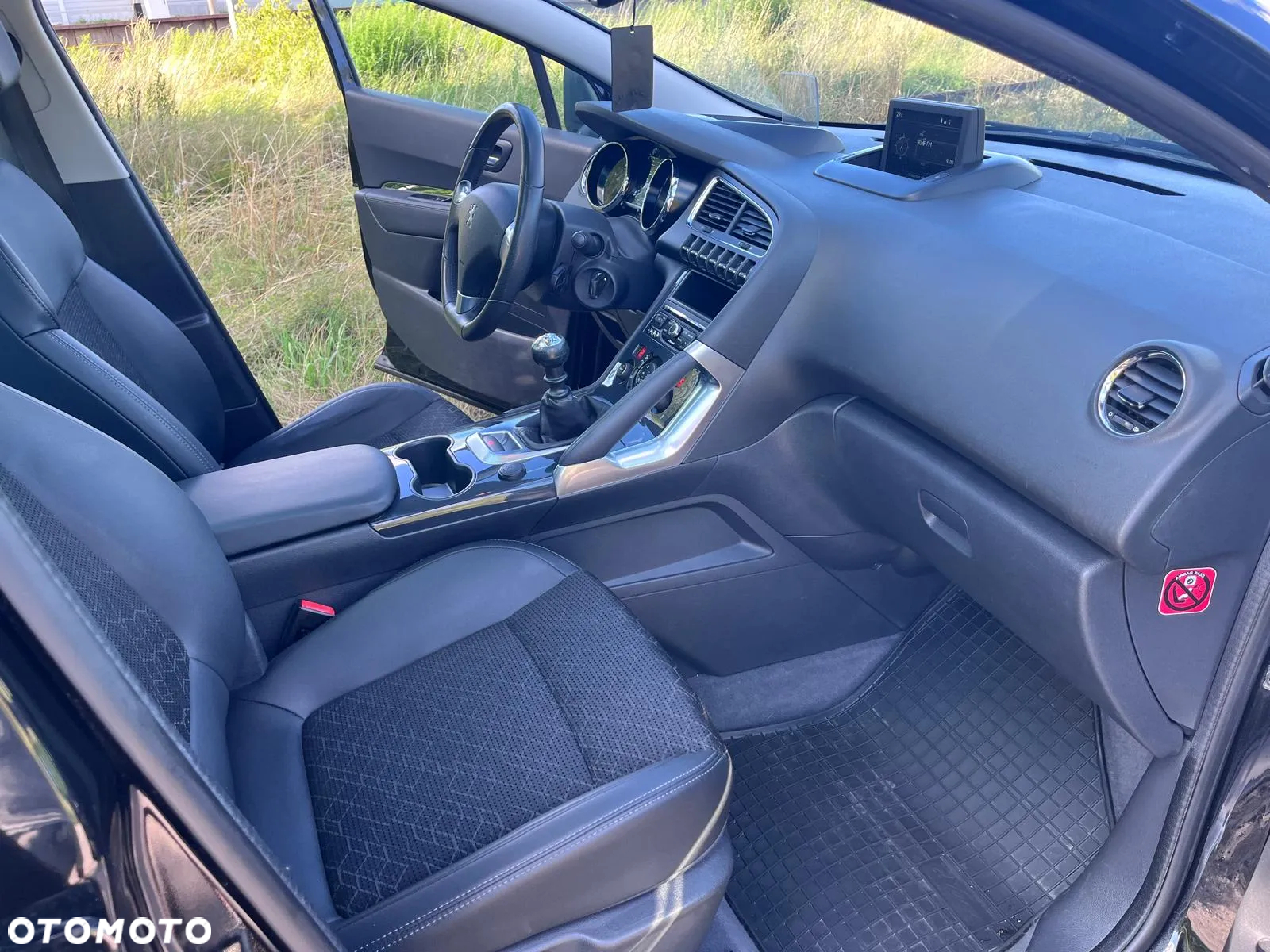 Peugeot 3008 1.2 PureTech Allure S&S - 12