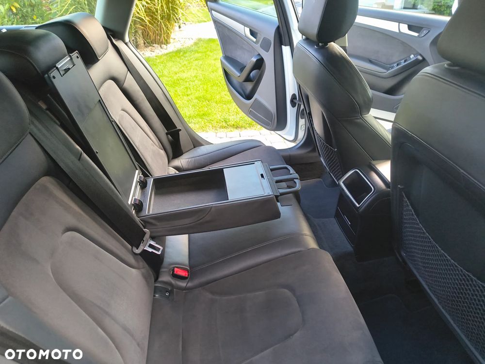 Audi A4 Avant 2.0 TDI DPF Ambition - 25