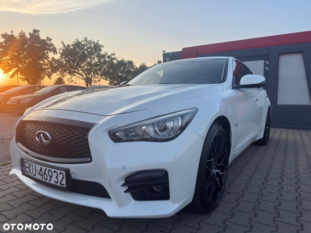 Infiniti Q50 2.0t Premium Executive - 17