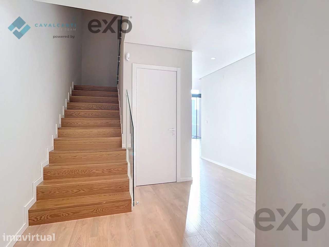 Moradia Contemporânea T4 em Condomínio Privado — Murches, Cascais - Grande imagem: 3/60
