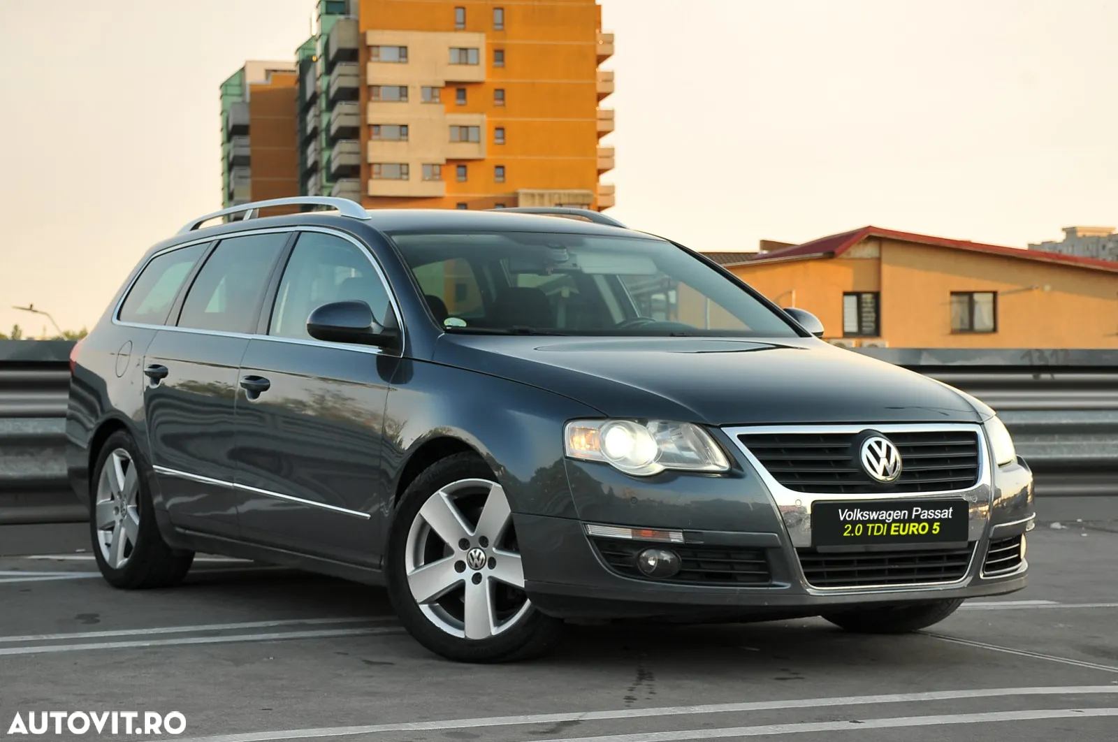 Volkswagen Passat Variant 2.0 TDI DPF DSG Comfortline - 2