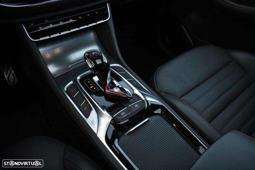 MG EHS 1.5 T-GDI Plug-in Hybrid Luxury - 33