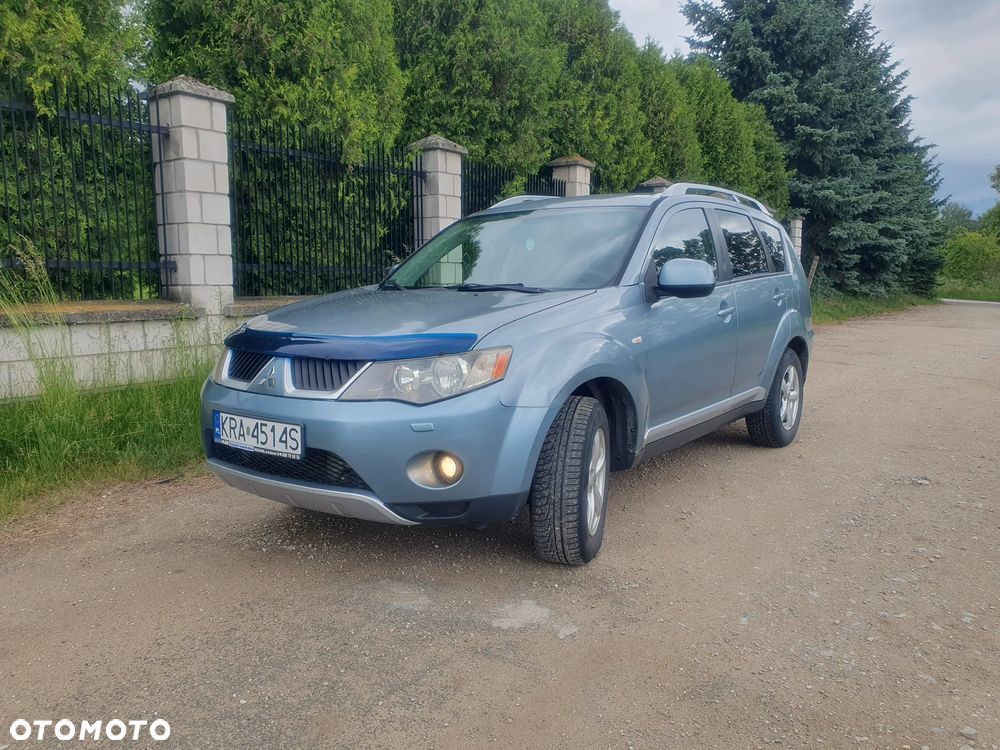 Mitsubishi Outlander 2.0 DID Intense - 2