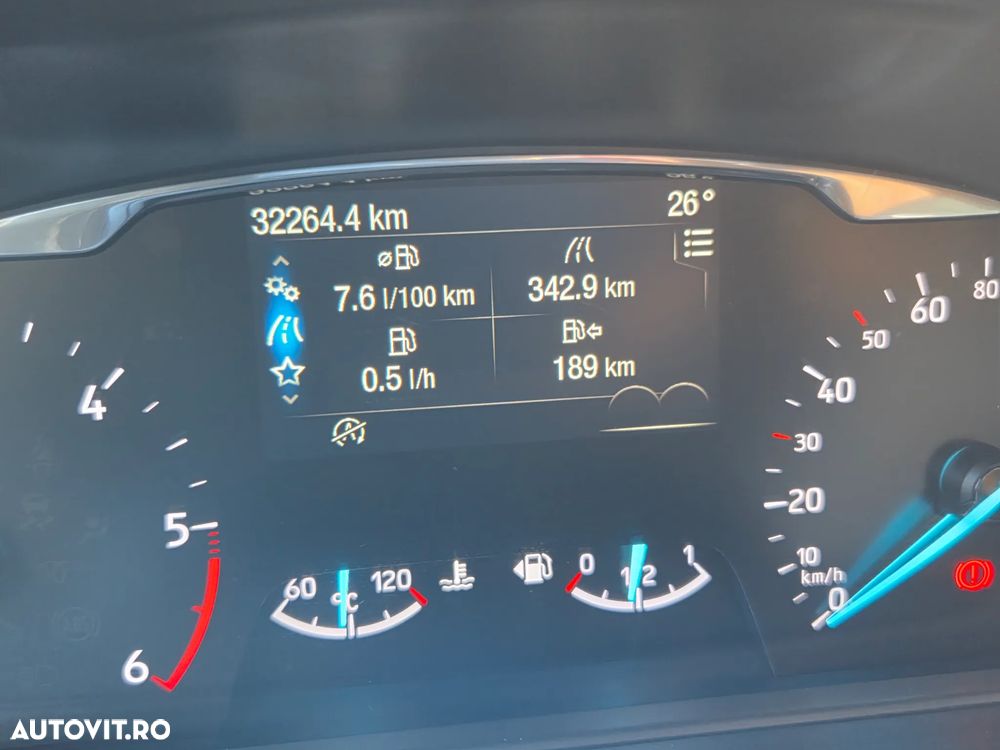 Ford Fiesta 1.5 TDCi Vignale - 11