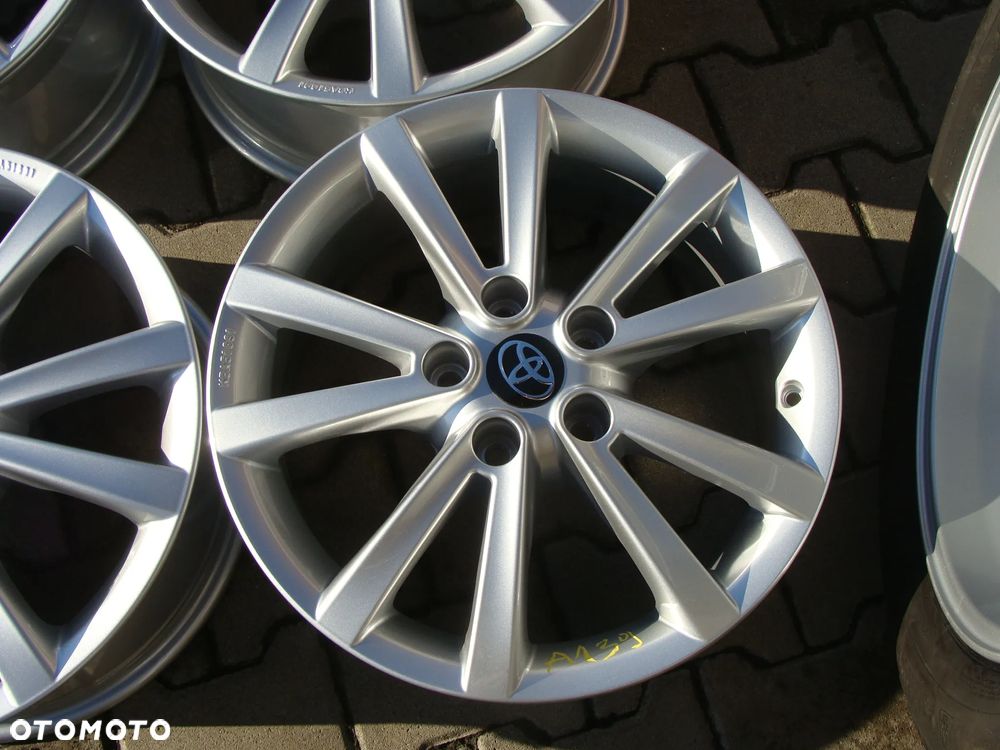 a139 5x114,3 Toyota Auris Corolla Avensis C-HR Camry Rav4 7Jx17 - 2