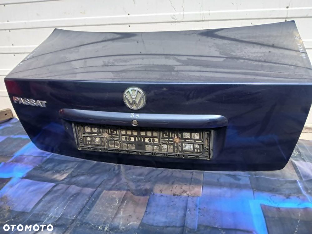 Volkswagen Passat B5 Klapa bagażnika - 1