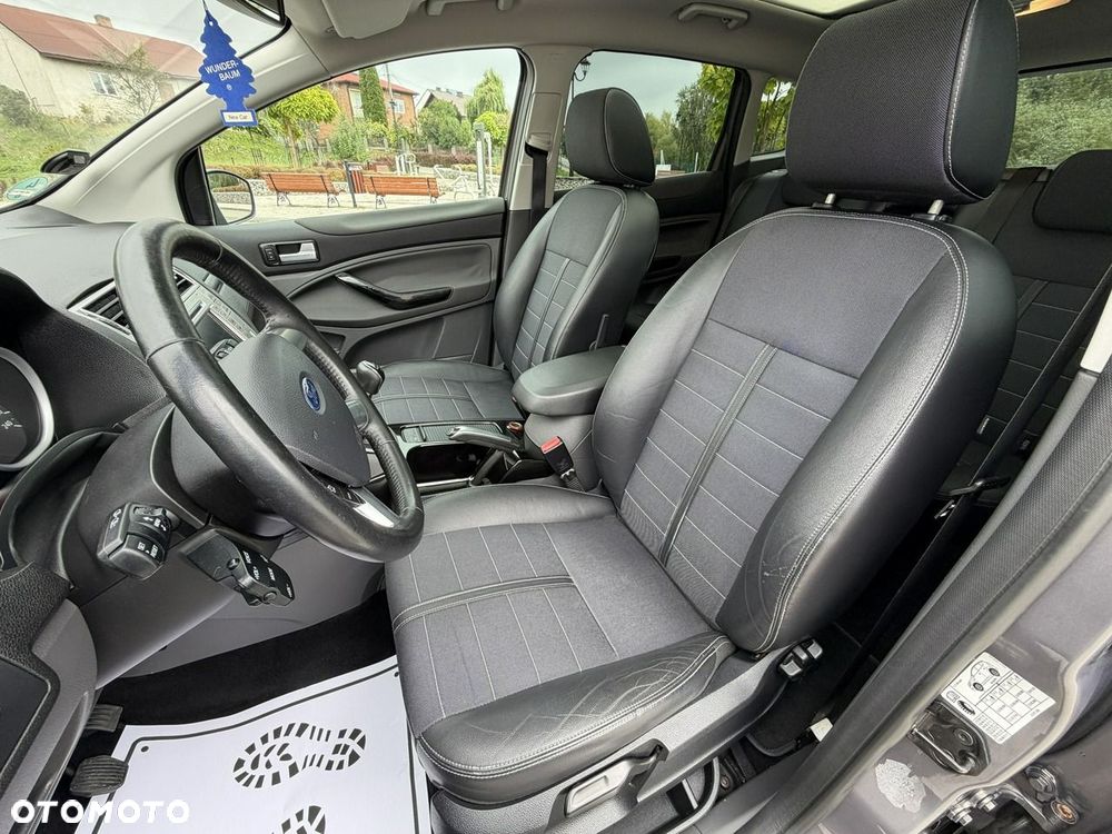 Ford Kuga - 18