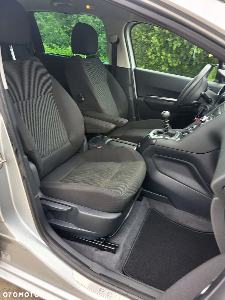 Peugeot 5008 - 38