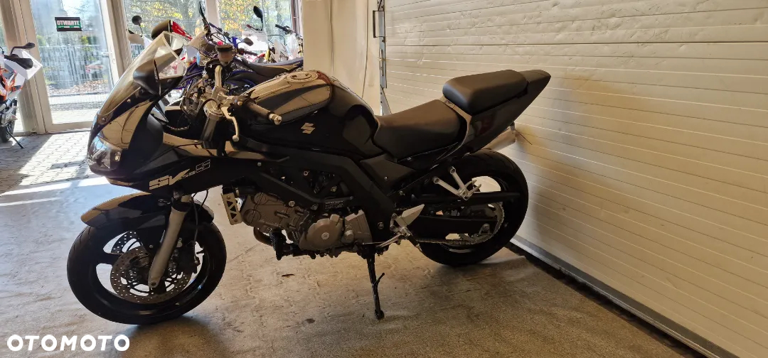 Suzuki SV - 10